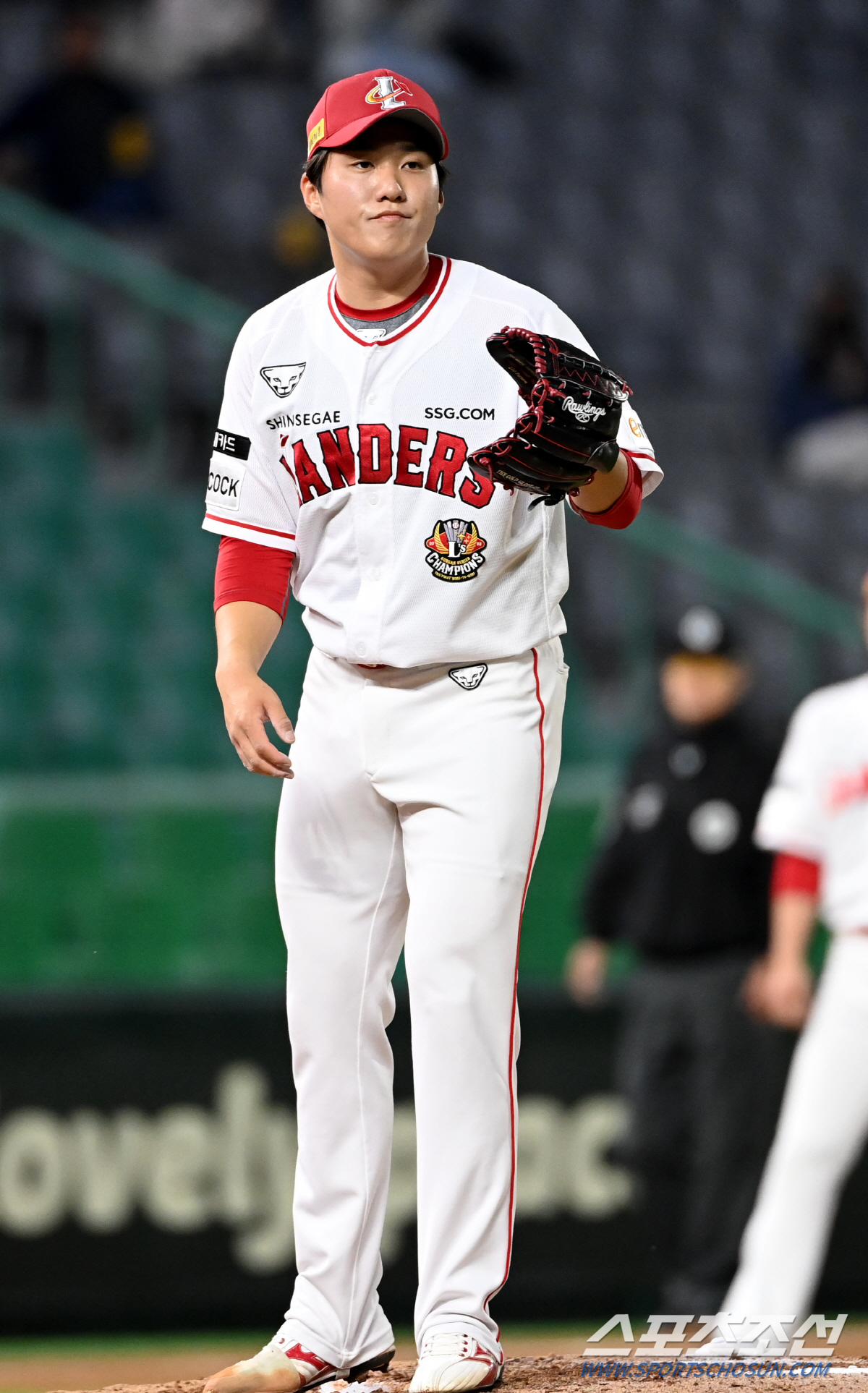 SSG 필승조 지각변동 "최민준 칭찬 좀 해주세요"[인천 코멘트]