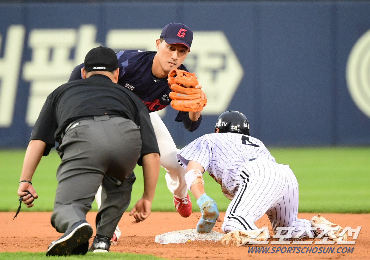 1실점 선발 조기강판 승부수 통했다. 홍창기 적시타+불펜 5.2이닝 무실…