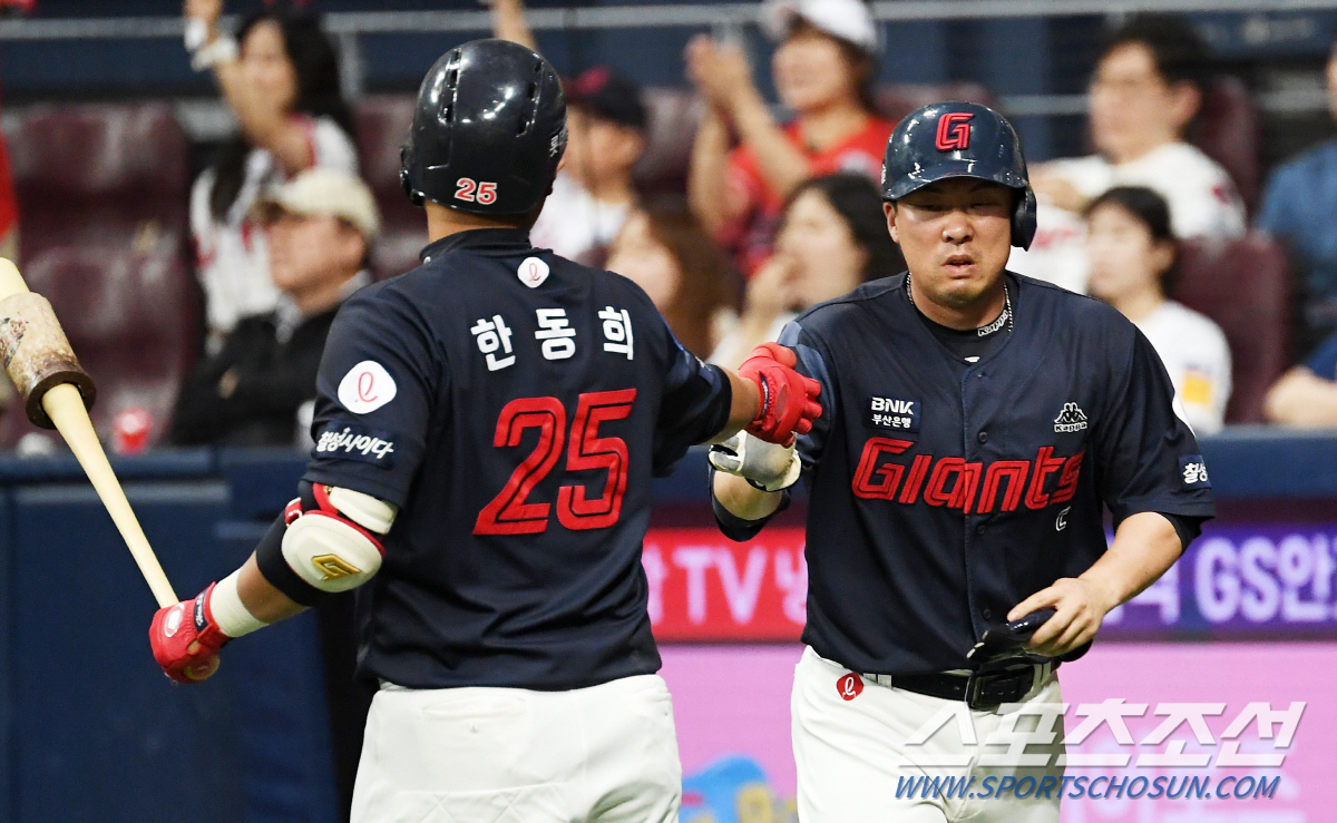 5:6→12:8→7:8. 36안타-31안타... 화끈했던 첫 3연전. 두…