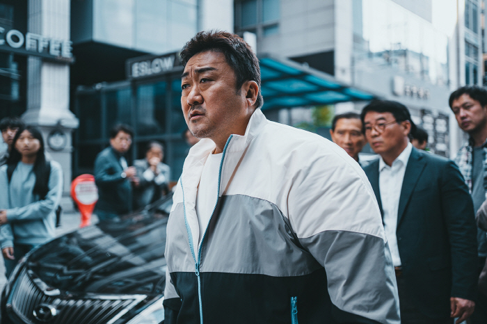 [SC리뷰] "반가운 핵주먹의 귀환"…'범죄도시3' 마동석, 극장가에 날…