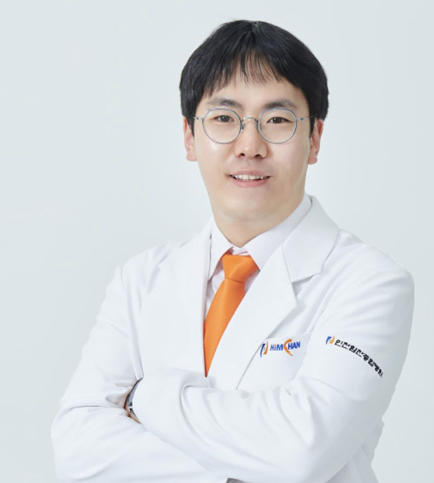 중노년 여성 괴롭히는 불면증, 이유와 치료법은?