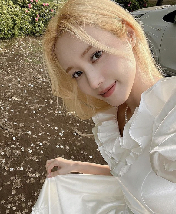 유깻잎, '안면윤곽·얼굴 지방이식' 회복 끝 복귀…'한층 업그레이드 된 …