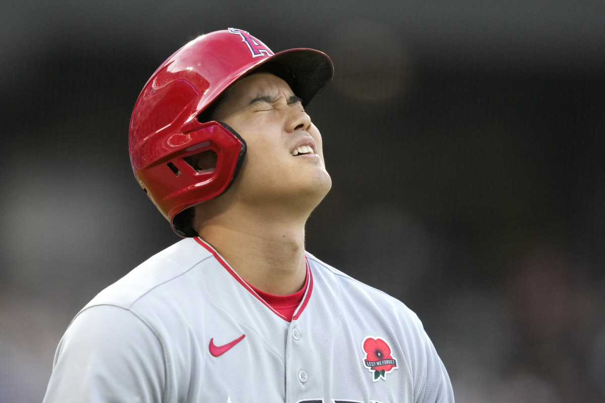 나한테 왜그랬어요? 오타니, 원망스런 표정.. 94.6마일 직구에 악!!…