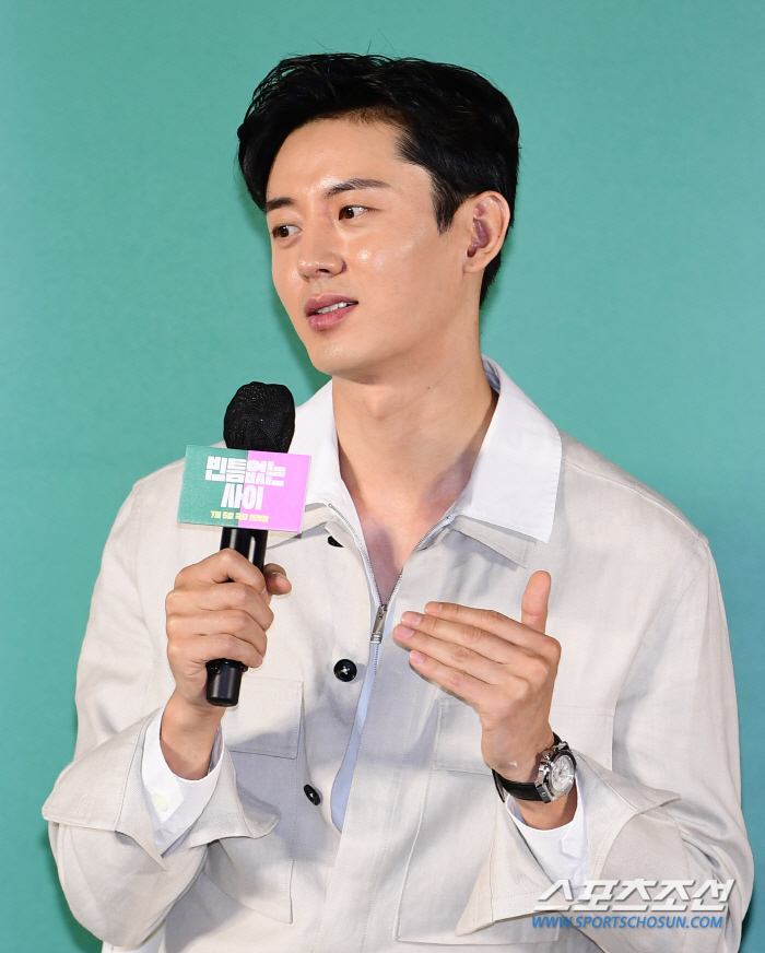 [SC현장] "이 악물고 치열하게 임했다"…'빈틈없는 사이' 이지훈X한승…