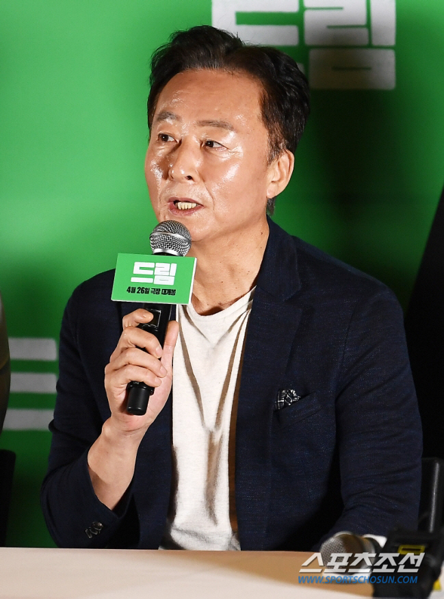[공식] 김종수, 오늘 (31일) 부친상.."슬픔 속 빈소 지키는 중"