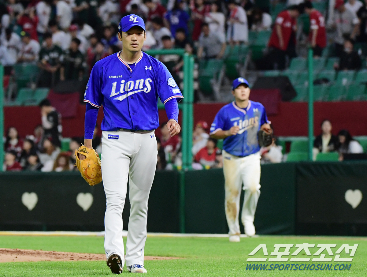 수사자 포효, 친정팀 앞 배트 직접 수거…48일 만의 홈런포로 혈 뚫은 …