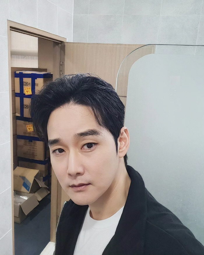 임강성, 독사 물려 입원→치료 중 상처 공개 "빠르게 쾌차할 것" [종합…