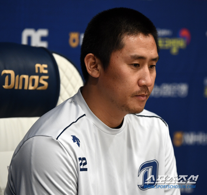 'WBC 음주 파문 머리 숙여 사과' NC 이용찬..."이유 불문하고 깊…