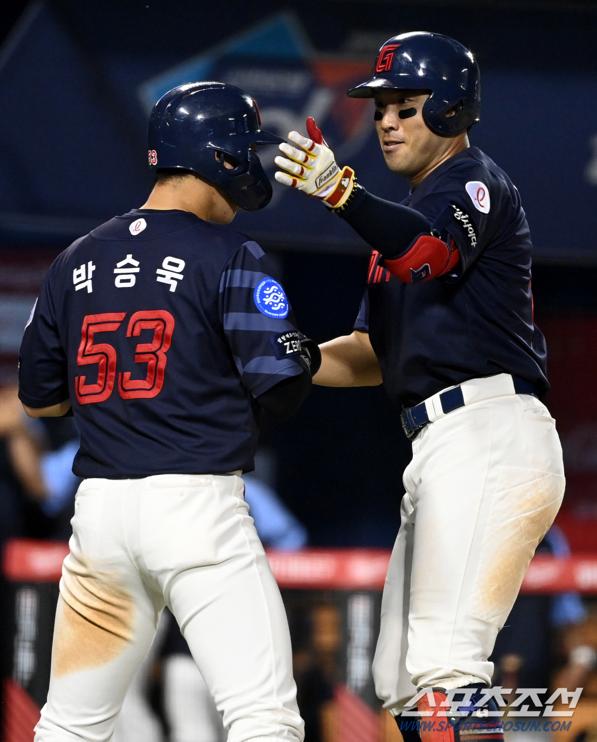 '8G OPS 0.947+43일만의 홈런포' 전 캡틴의 귀환? 우타자 고…