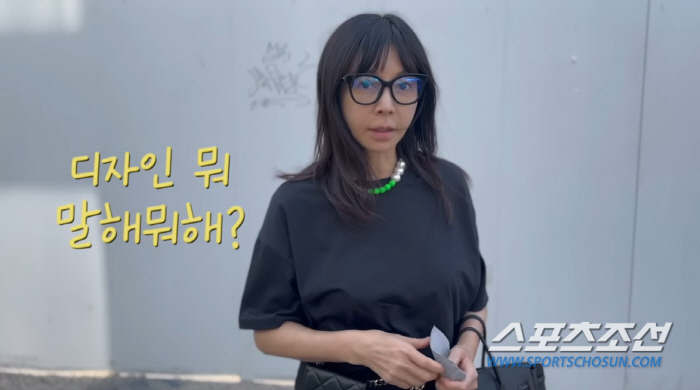 황신혜, 진짜 '60세' 맞아? 민소매 셔츠로 20대도 부러워할 팔 근육…
