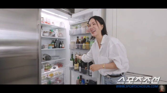 엄정화, 차정숙은 '인생 봉합'에 바쁘지만 현실은 '럭셔리' 인생 라이프…