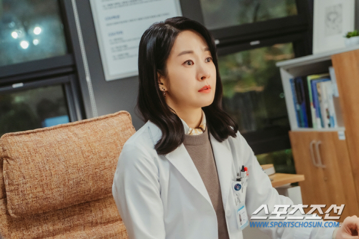 '닥터 차정숙', '간 이식 소동' 넘어 해피엔딩 찍을까? 제작진 "각 …