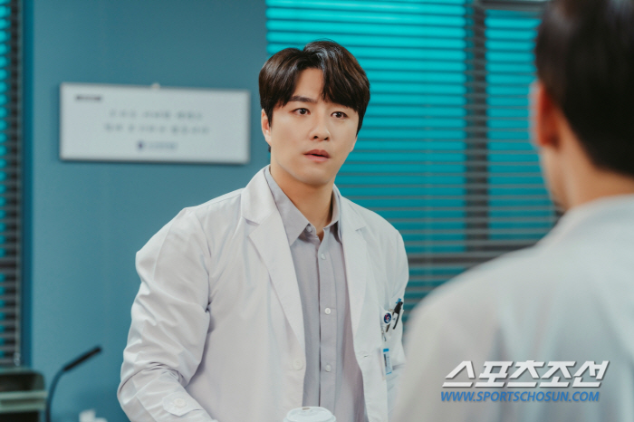 '닥터 차정숙', '간 이식 소동' 넘어 해피엔딩 찍을까? 제작진 "각 …