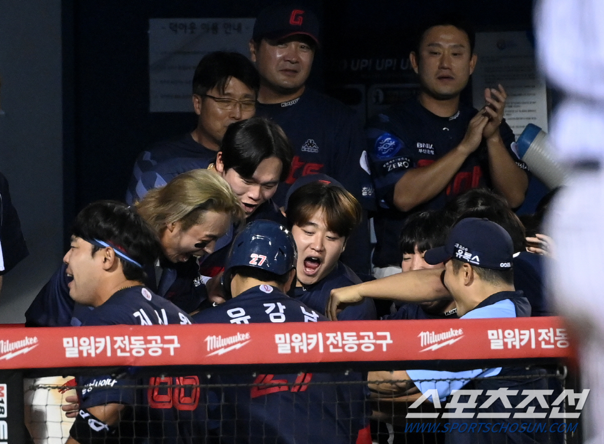 "그땐 가을야구가 당연한 줄 알았다. 지금은 간절하다" 황금시대를 겪은 …