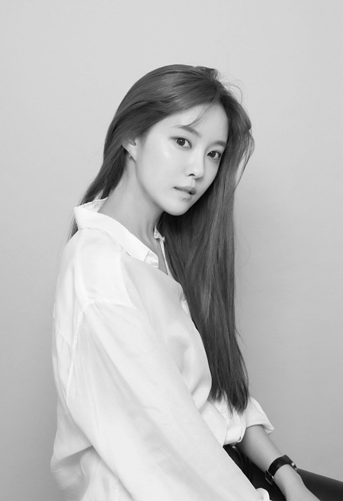 [공식] 티아라 출신 효민, 앤드마크와 전속계약 체결..전종서X박진주X장…
