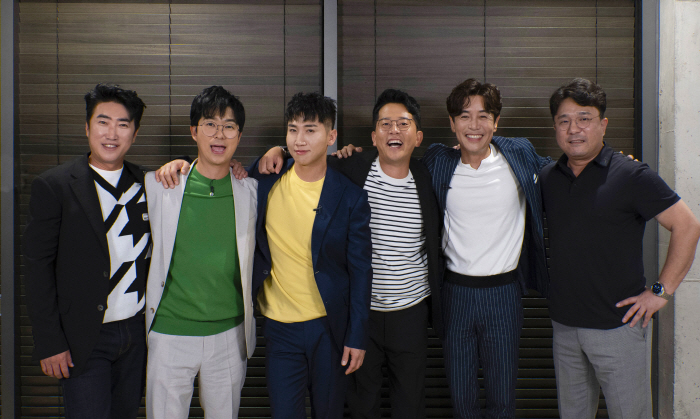 [SC현장]김준호 "♥김지민과 같이 있고 싶은데"…유부남 동료들과 '독박…