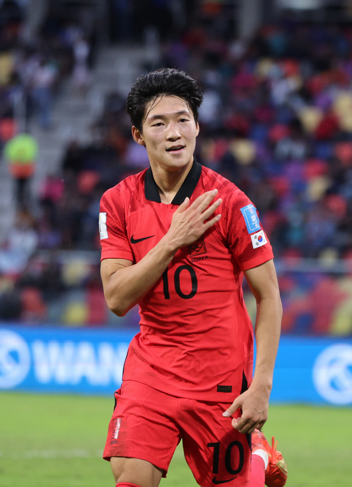 '이영준X배준호 골→쿠에로 PK 허용' 대한민국, 에콰도르에 2-1 전반…
