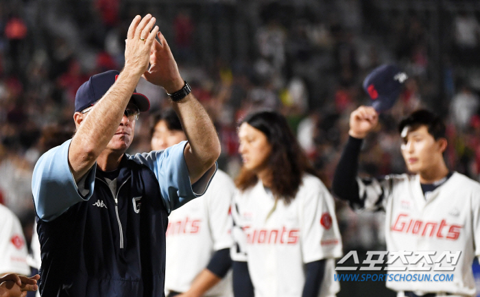 "불같은 타격→12점차 대승" 사령탑도 뜨겁게 화답했다 [부산승장]