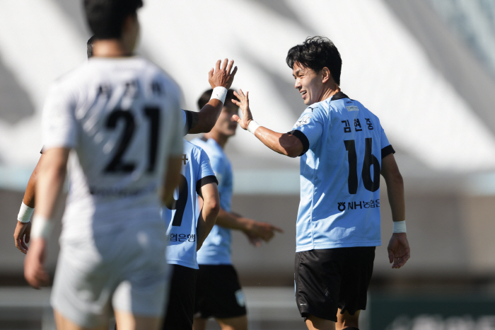 전반에만 5골 터졌다! '원기종 결승골' 경남 3대2 신승, 신생팀 천안…