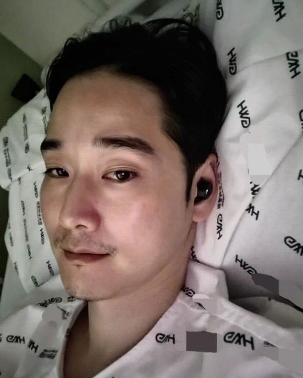 '살모사 물린' 임강성, 병실에 누워 '핼쑥+앙상'…"많이 좋아지고 있다…