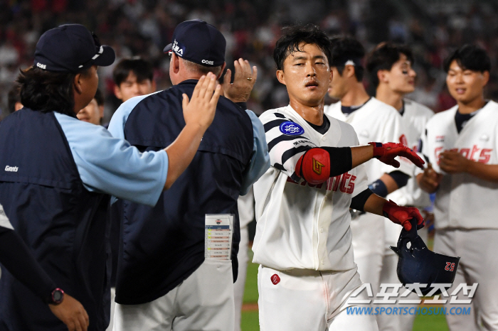 "1점 싸움 잘해야 진짜 강팀!" 3년전 우승 유격수→부산 야구영웅…롯데…