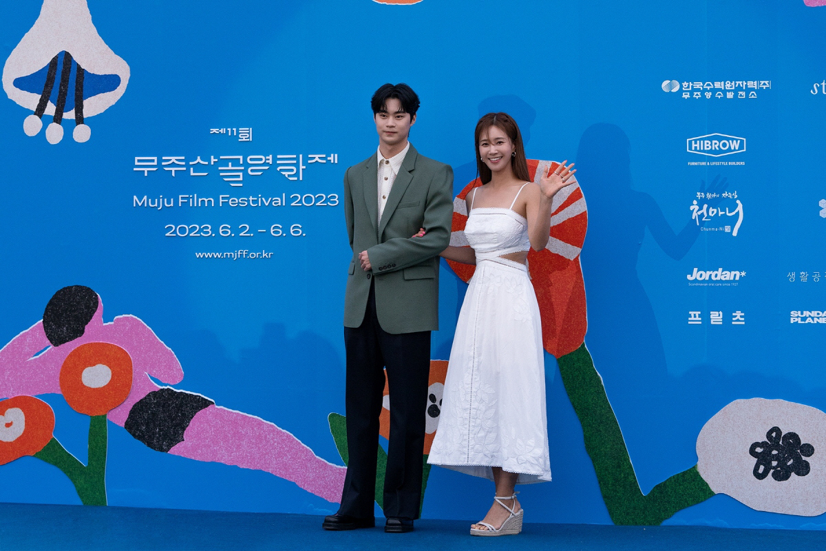 권유리, '무주산골영화제' 빛낸 존재감…"관객들과 소통할 수 있어 행복"