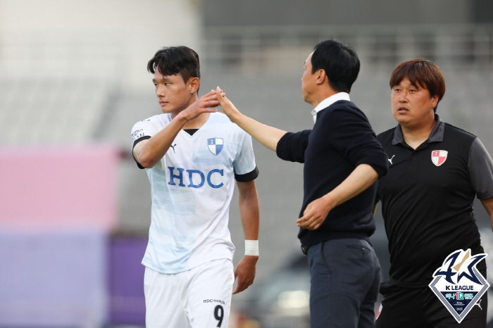 [현장리뷰]'호난 효과' 지운 부산, 박정인 결승골로 2대1 승리→3연승…