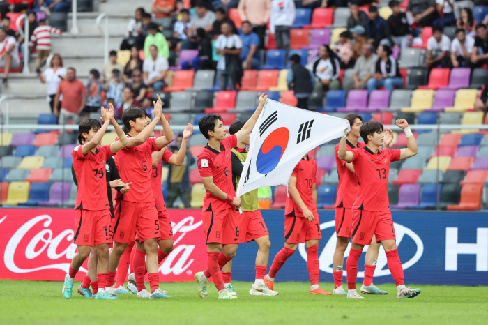 '亞 역사 도전' 김은중호에 놀란 日, '아시아 유일 준결승-2연속 4강…
