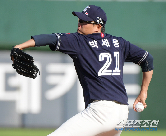 6이닝 2실점, 4연속 QS인데... 안경 에이스, 킬러 맞대결서 패전[…