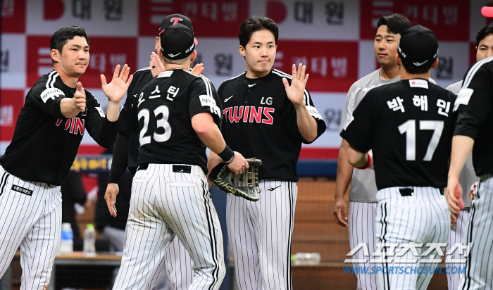 "폭탄 돌려 죄송해요!" "괜찮아!"…해결사가 필요한 순간, '캡틴'이 …