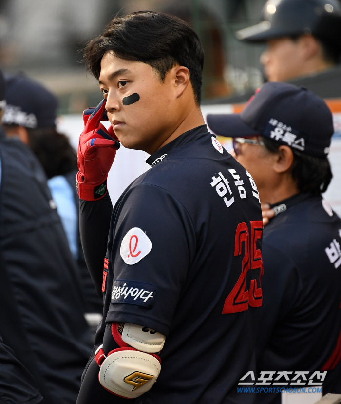 2군간 이대호 후계자, 퓨처스리그 시즌 첫경기서 멀티히트, 16일 복귀 …