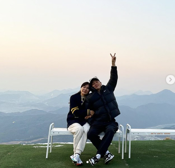 홍현희♥제이쓴 子 동공지진 올 투샷…똑같이 생긴 모자의 "엄마랑 나랑"