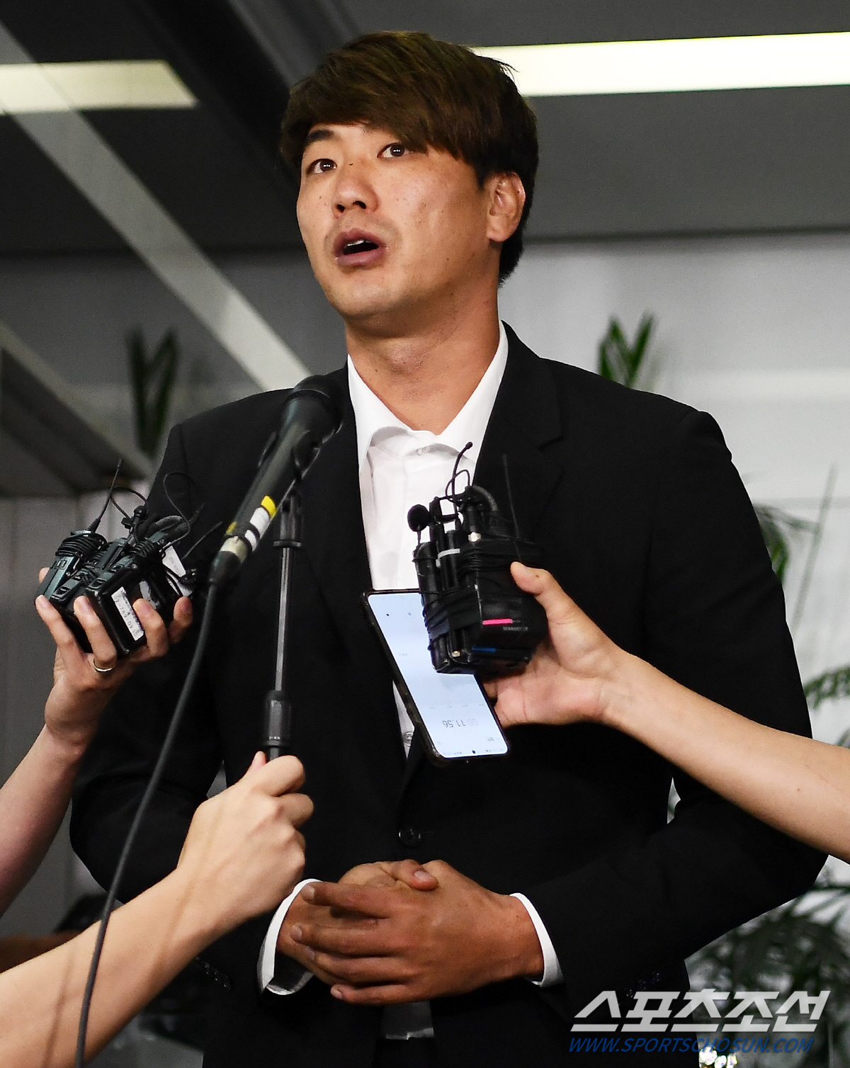 'WBC 음주 논란' 상벌위 결과…사회봉사+제재금 징계 확정[오피셜]