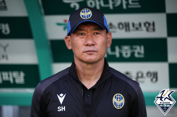 [현장인터뷰]조성환 "네 번째 기회 살려야" vs 안익수 "좋은 결과로 …