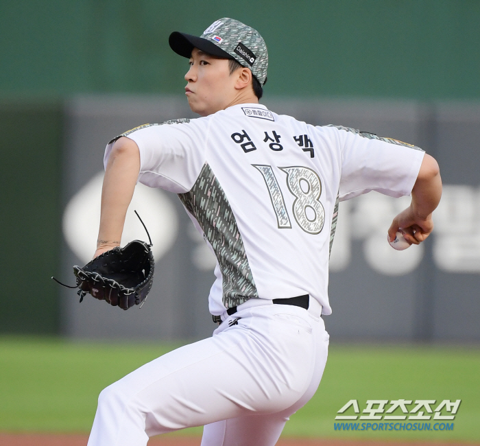 오늘은 148km 사이드암이 7이닝 1실점 완벽투. 탈꼴찌 이끈 선발투수…