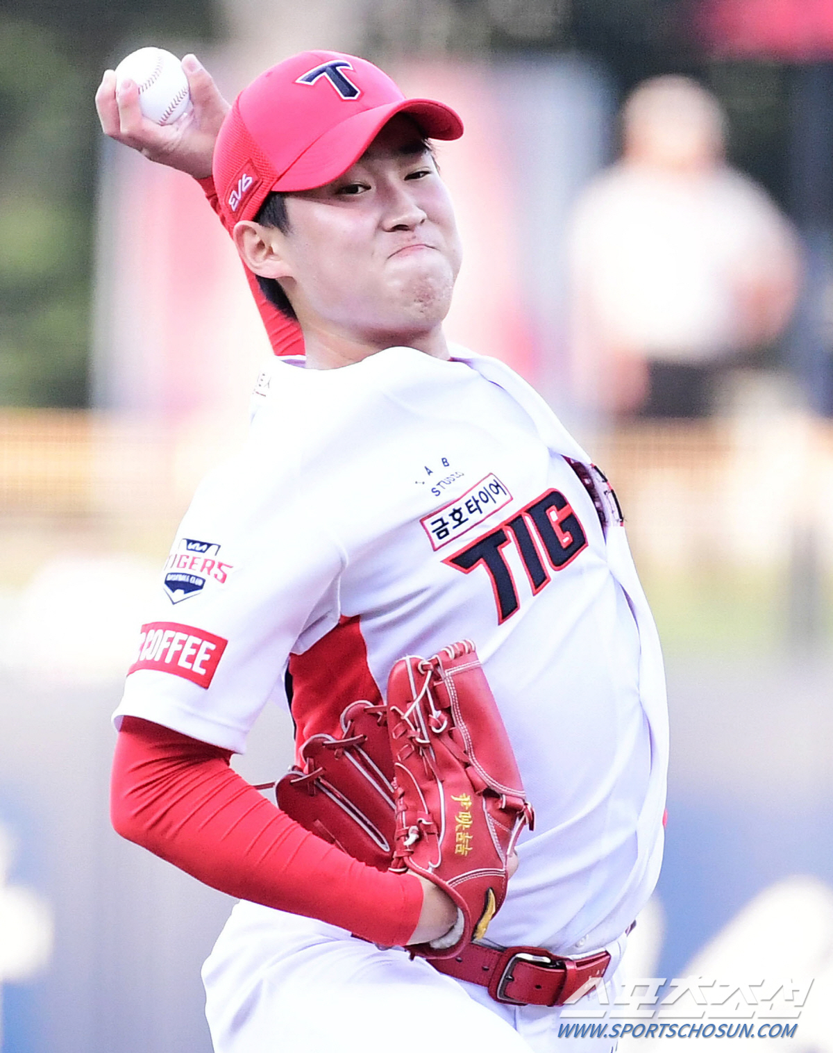 5이닝 3자책이면 OK→이젠 7이닝도 거뜬…가파른 성장세, 신인왕 공식 …