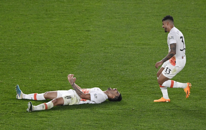 '메날두 안부럽다' UEFA 대회 올킬한 최초의 사나이, 에메르송