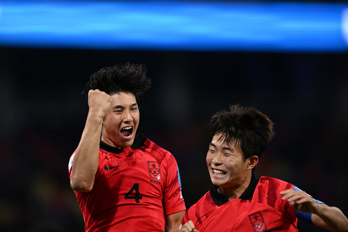 FIFA '김은중호 카나바로' 조명 "롤러코스터 탄 최석현, 대학생들 희…