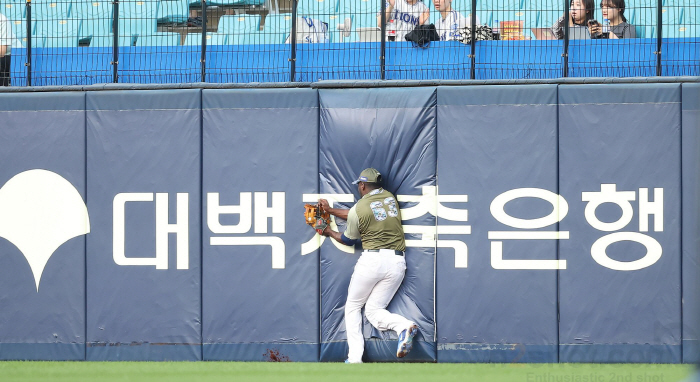 또 한번 집중력에서 갈렸다, '해결사 부재' 삼성 2G 18안타 1득점,…