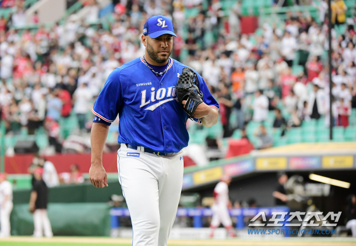 '아프고, 부진하고…' 삼성의 자랑 효자 외인 듀오, 어쩌다 이런 일이……
