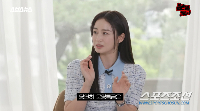 [종합]'비♥'김태희, 남자친구 때문에 키스신 걱정? "20대 초반에 그…