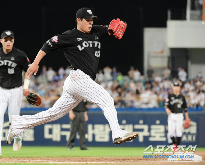 전준우 또 홈런, 나균안 112구 7이닝 1실점, 렉스 전력질주 홈 쇄도…