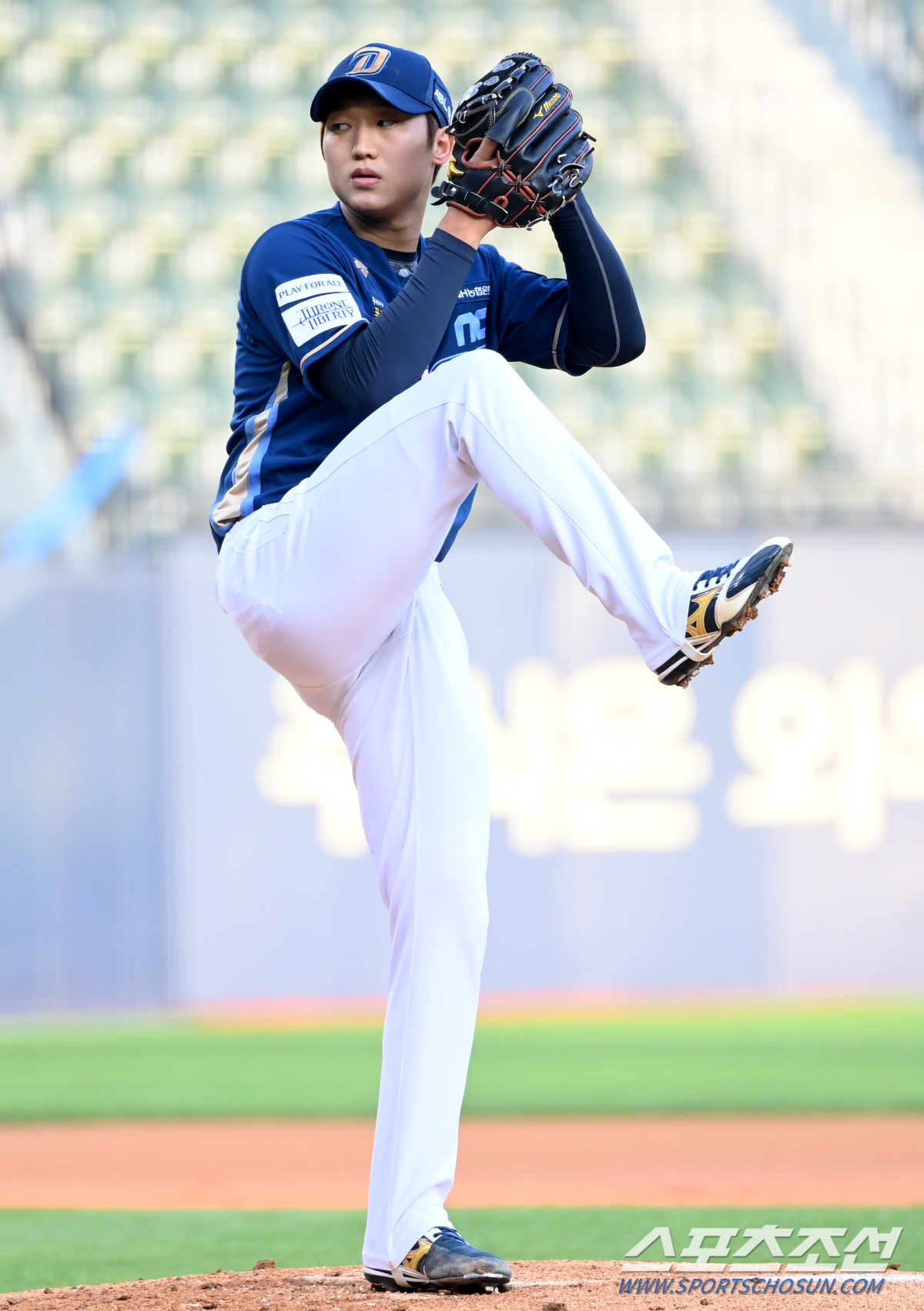 '굴곡근 부상' 구창모, 자비로 日 요코하마 이지마 재활원 치료...AG…