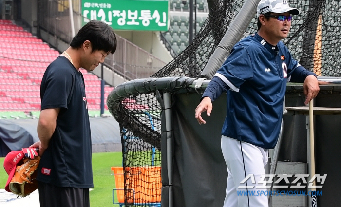 '원조 호랑이' 앞에서는 바로 '얼음' 친정팀 두산 찾은 류지혁 [잠실 …