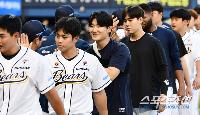 '허리 통증' 원인 찾아 극복했다…돌아온 에이스 "자리 비워 죄책감 느껴…