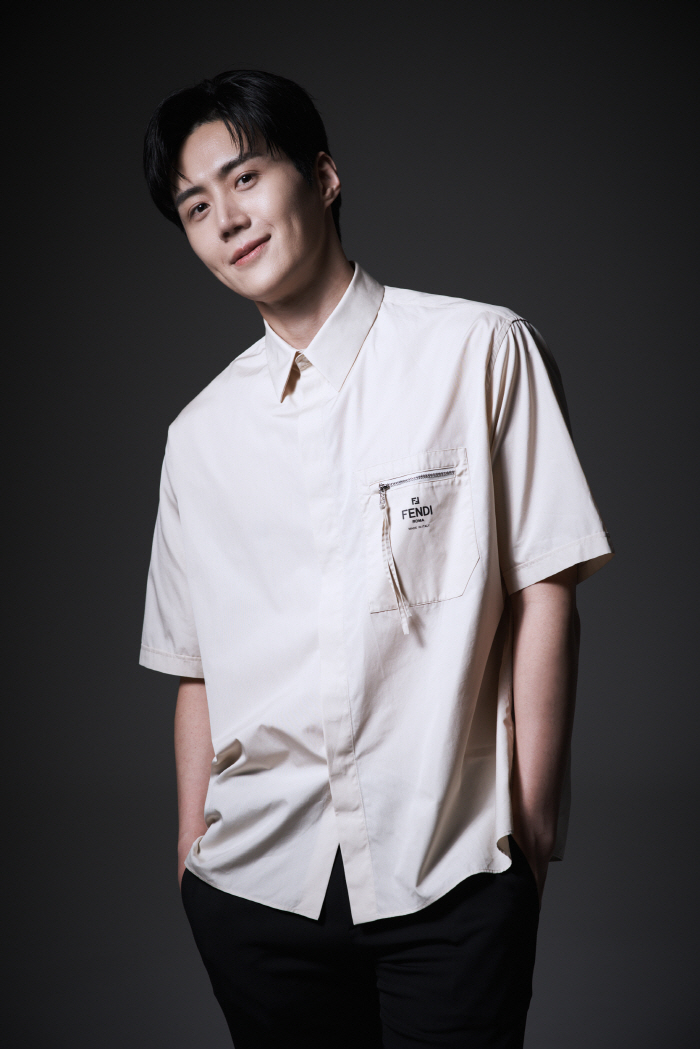 [인터뷰②] 김선호 "첫 스크린 주연, 부족한 내 연기 보며 소리지를 뻔…
