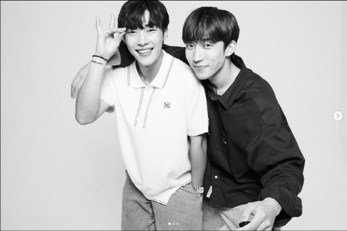 김새론, 조용하지만 존재감 드러낸 '좋아요' 홍보…'사냥개들' 득일까, …
