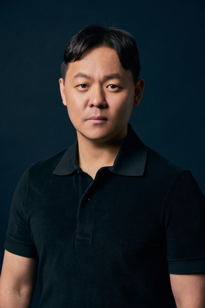 [인터뷰①] '사냥개들' 김주환 감독 "김새론 '음주 운전'後 한달 스톱…