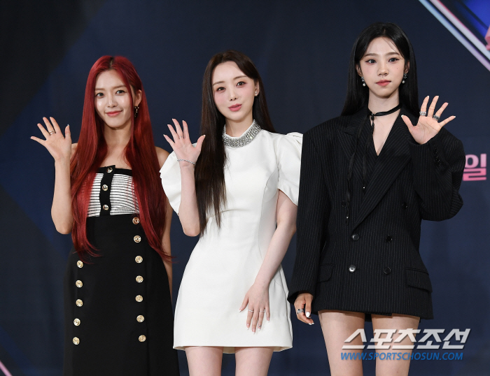 [SC현장] "급 나누기=선입견 깨는 장치"…'퀸덤퍼즐', 新 걸그룹 서…