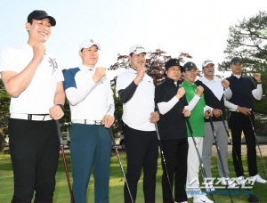 필드에서 하나된 배구인, 삼성화재 김상우 감독 반등 서곡 울렸다[배구인골프대회]